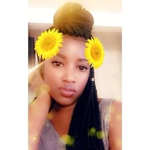 Meet your Posher, Shae